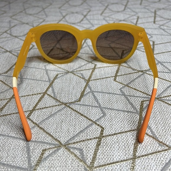 MARC By MARC JACOBS Yellow Gold Sunglasses - Picture 8 of 8
